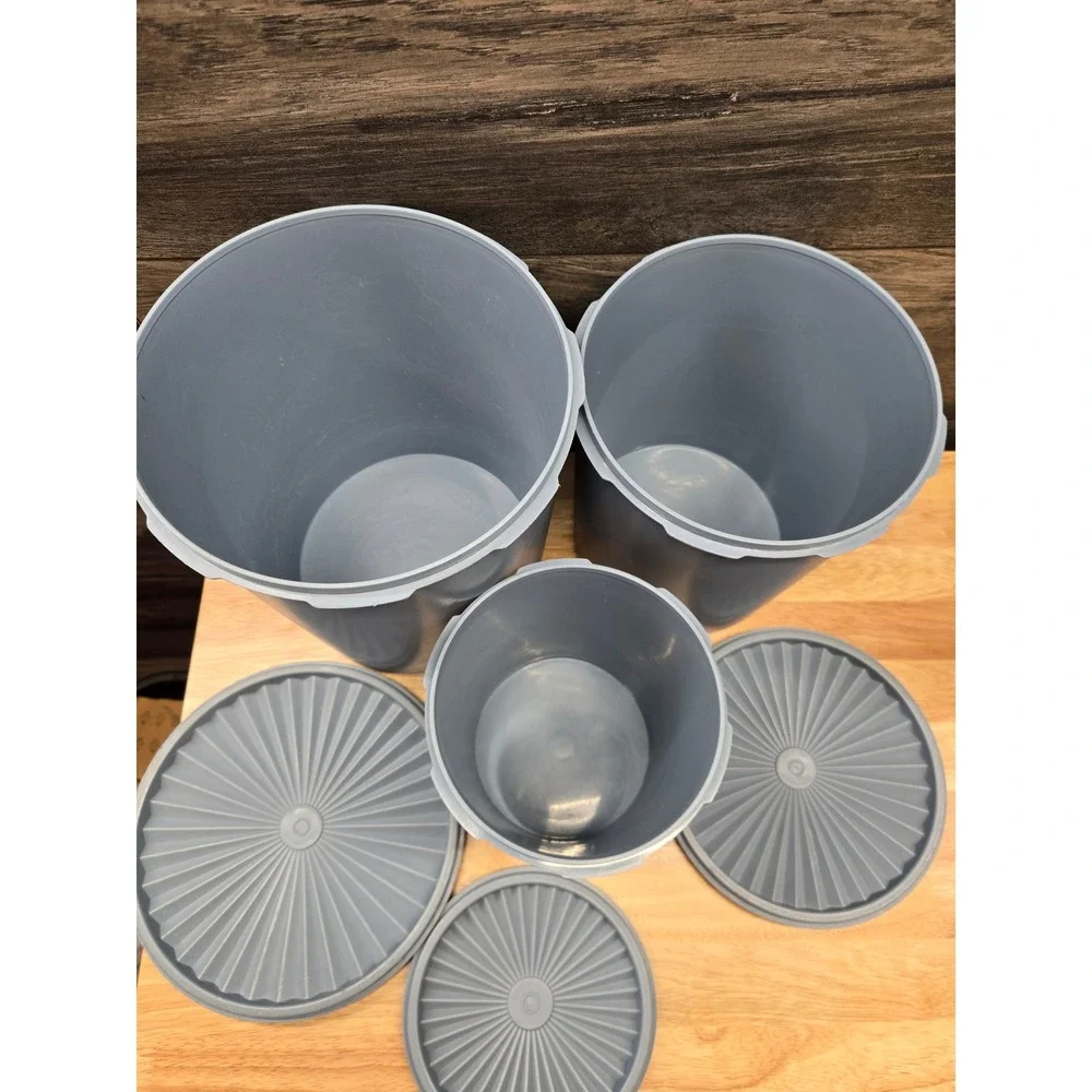 Tupperware Servalier Canister Set 3 blue Nesting Containers Sunburst Lids Retro